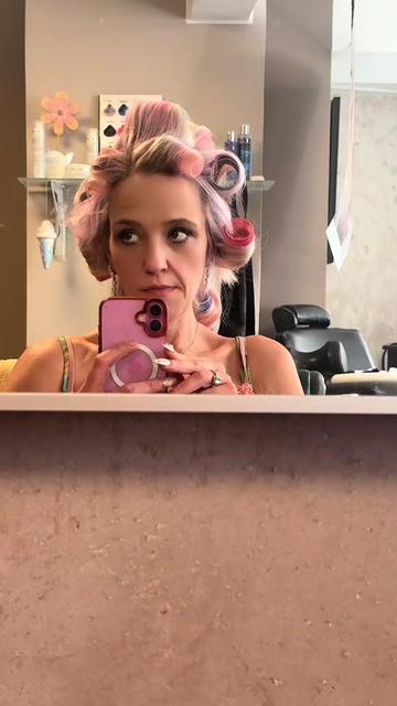 @kitty_von_mau