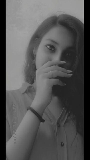 @Nandini singhaniya😍