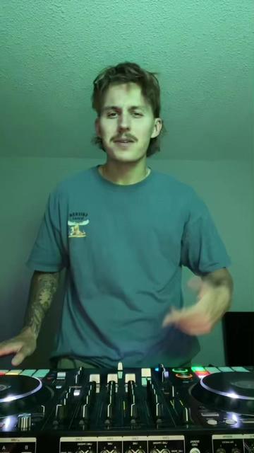 @DAVO