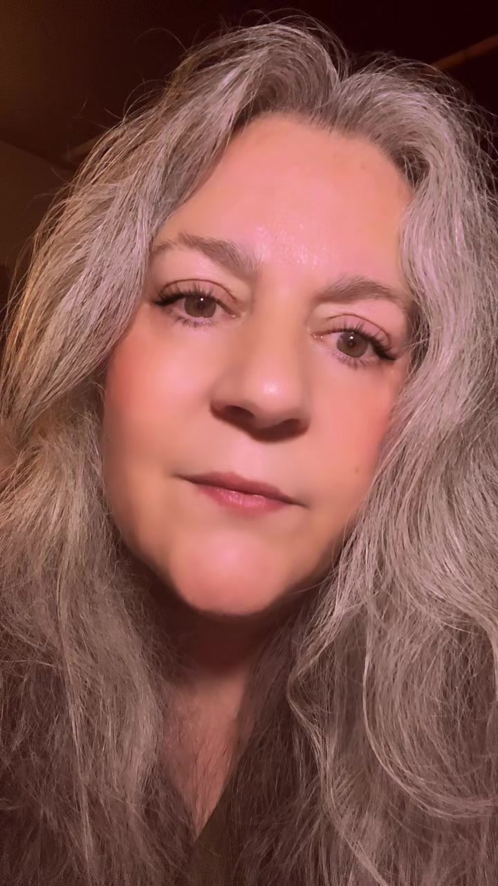 @ShellyATXtheundertakerbee