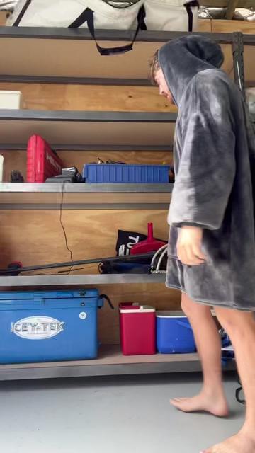 @straighthookers