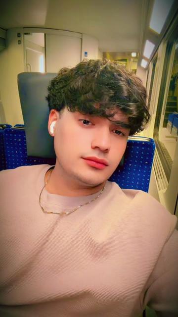 @Beşir Norouzi🇨🇭🥰🇬🇧
