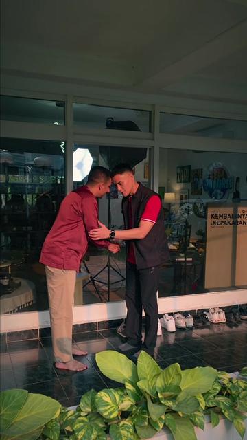 @Husein Ja’far Al Hadar