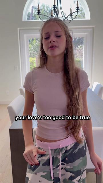 @sophieghosnsings