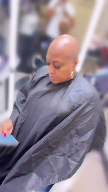 @The_Short_Hair_Expert