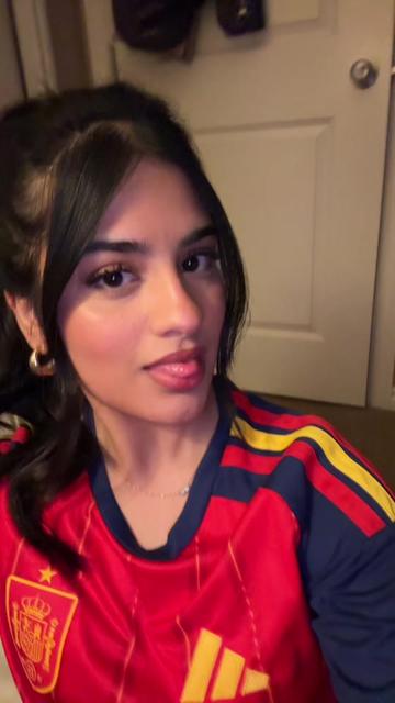 @niaaaa