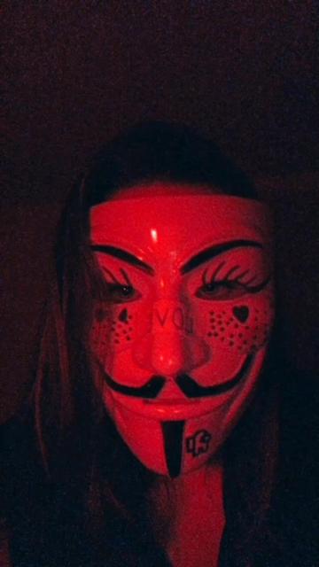 @J’ai les yeux vert les gens ;)