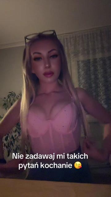 @Nikola🩷
