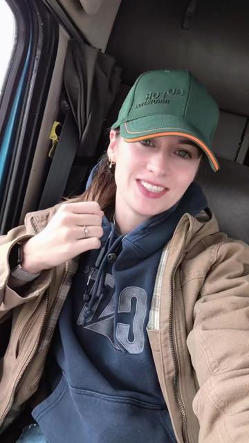 @That Female Farmer 🚜🌾