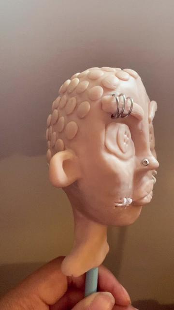 @ButtonEyeSculpts