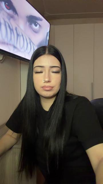 @rrebeccaarinii