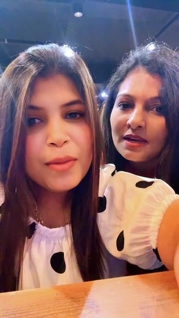@NISH🌻🌻🌻🇱🇰