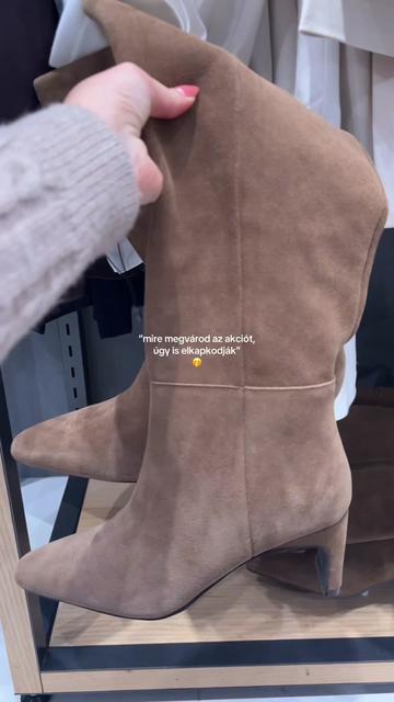 @kallósnoémi