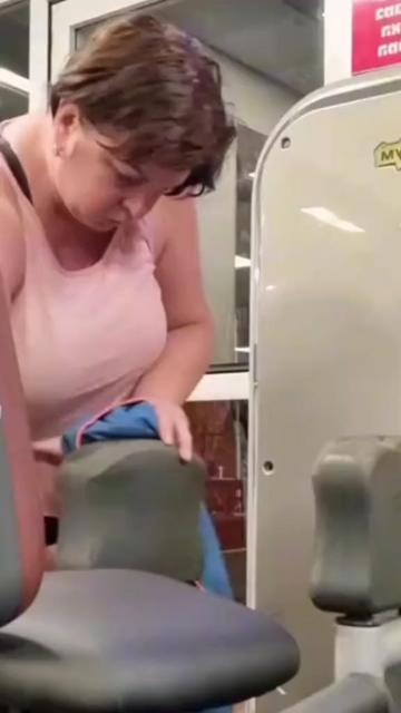 @Elena Glavan920
