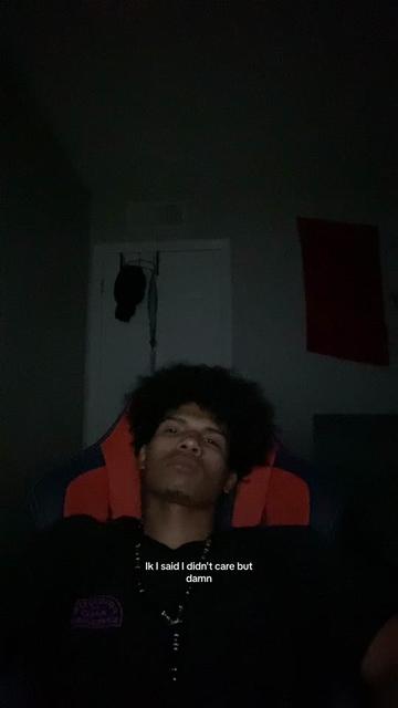 @👤