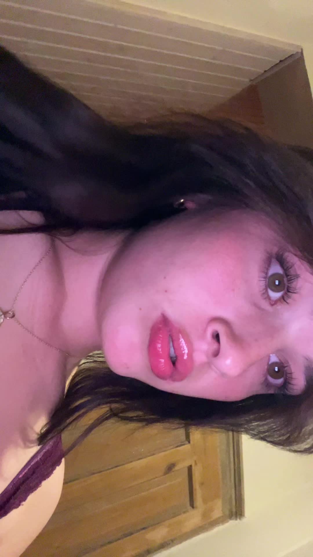 @𝖢𝖺𝗋𝗂𝗇𝖺