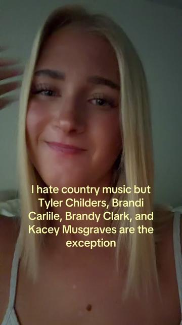 @theelliebarker