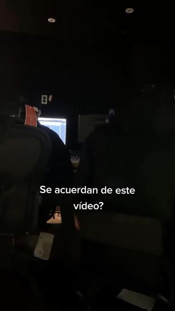 @𝙰𝙶𝚄𝚂𝚃 𝙳