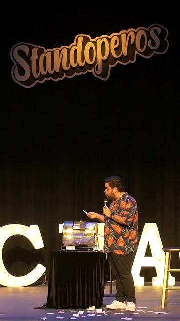 @Ernesto Rolón
