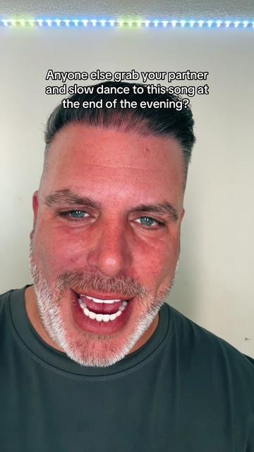 @tonyb_essex