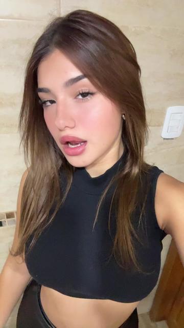 @kiara mía