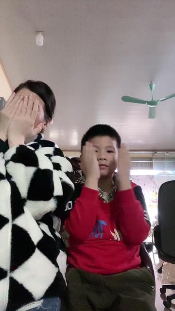 @Phương Bích