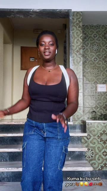 @Uncandia Badjuda Rica👸🏾🦋