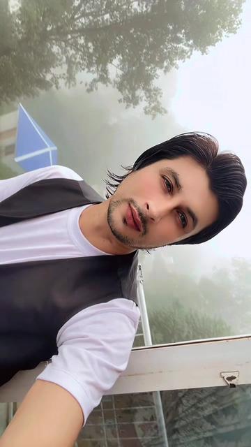 @Irfan lodhi 💎