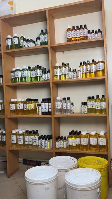 @BOTANICAL RAW MATERIALS UG