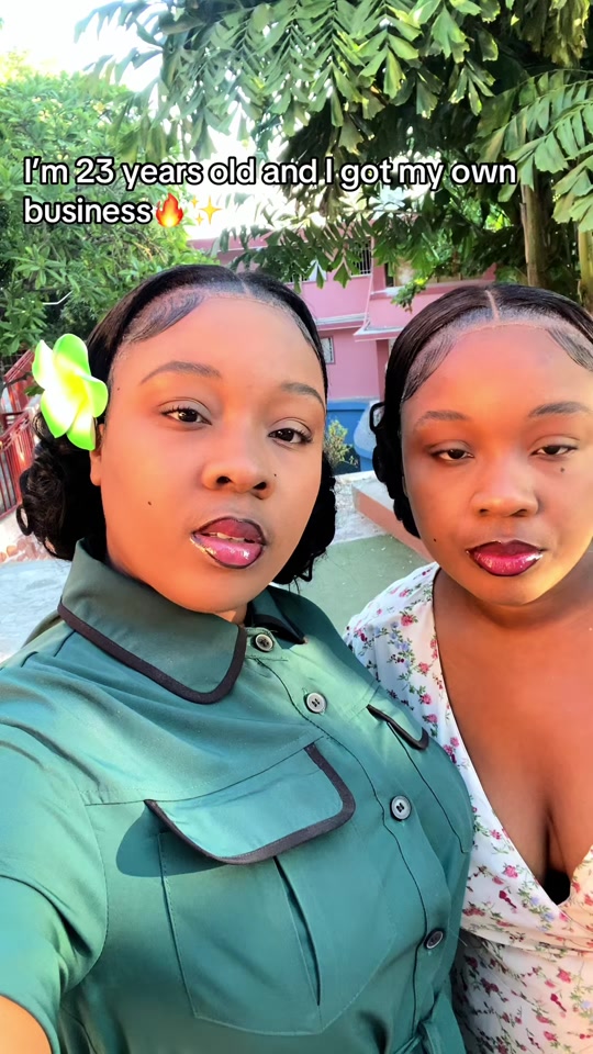 @Tai_sisters