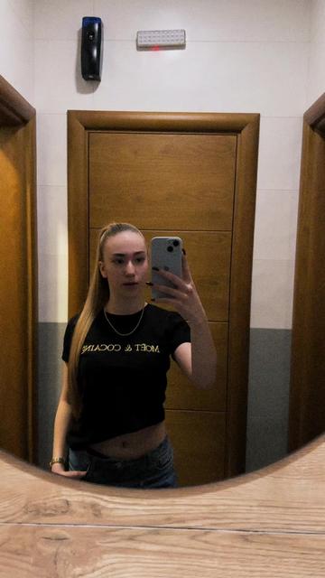 @Теодора🎀