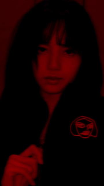 @𝐊𝐢𝐦 𝐙𝐨𝐞