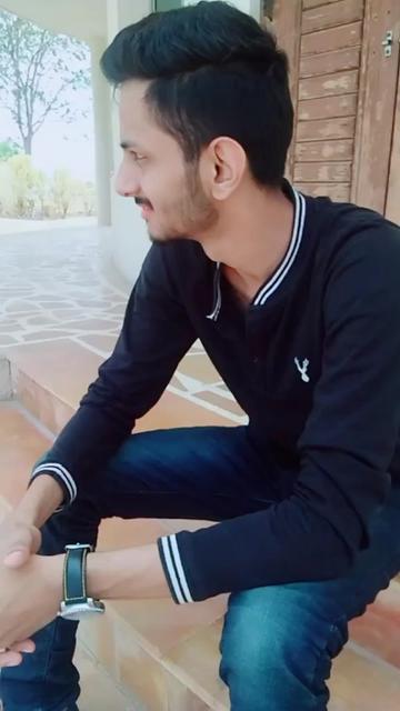 @ADI SARASWAT 💕