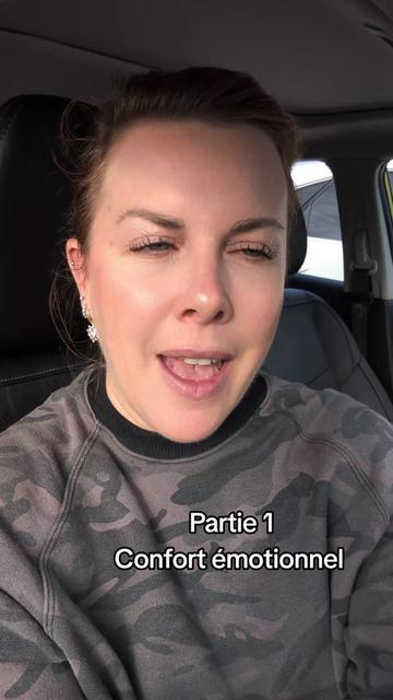 @AnnieDeschesnes