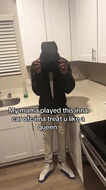 @🐶