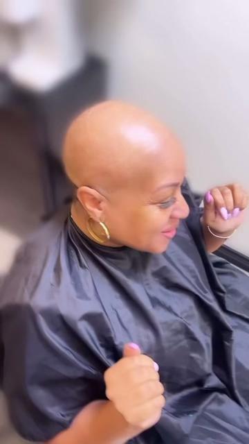 @The_Short_Hair_Expert