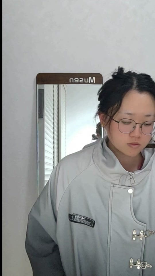 @梓言