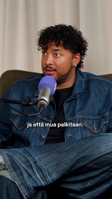 @Aki Linnanahde Talk Show