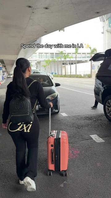 @thailiian