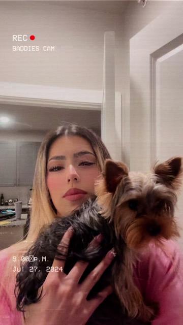 @María