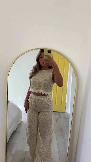 @Elaniebabyy