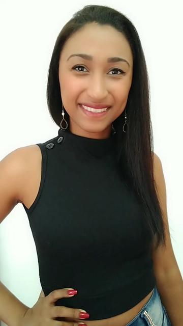 @Aline Januário