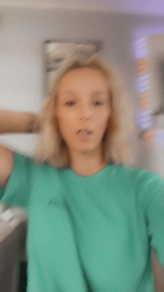 @SheBurps