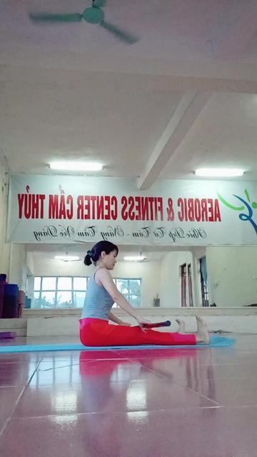 @Hoàng Thùy Yoga💯