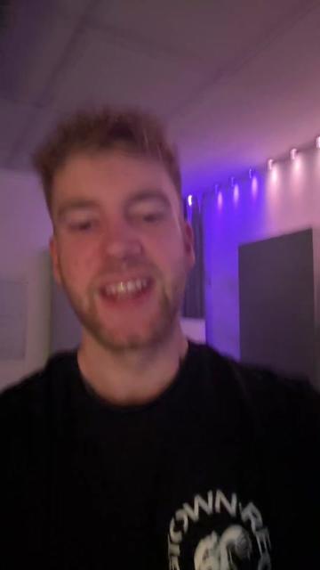 @AKROS
