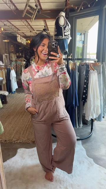 @karmasageboutique