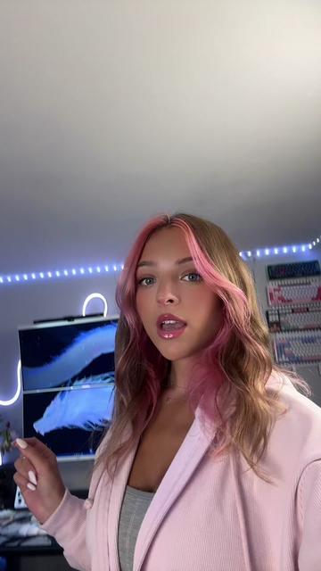 @lindseyszn