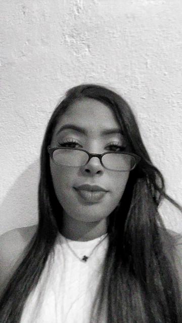 @laari.nasciment0