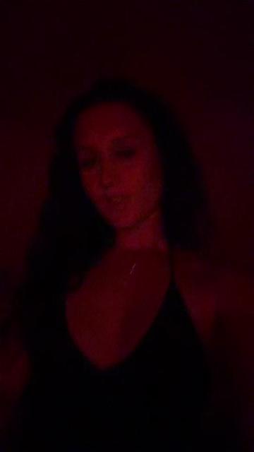 @Godd3ssbratt