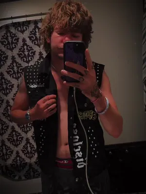 @PopWrld666